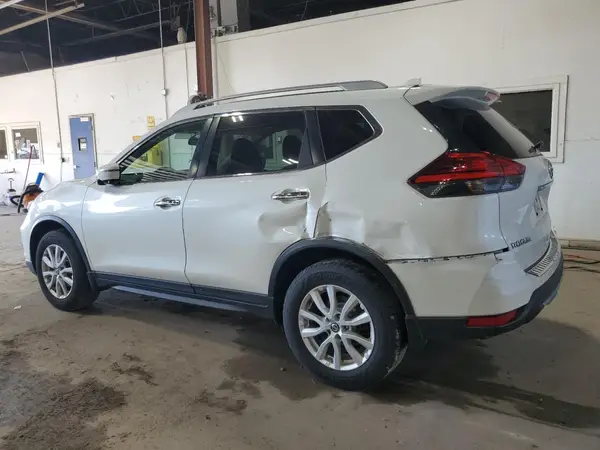 5N1AT2MV5HC879580 2017 NISSAN ROGUE - Image 2