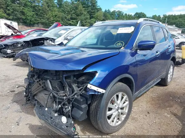 5N1AT2MV5HC880597 2017 NISSAN ROGUE - Image 2