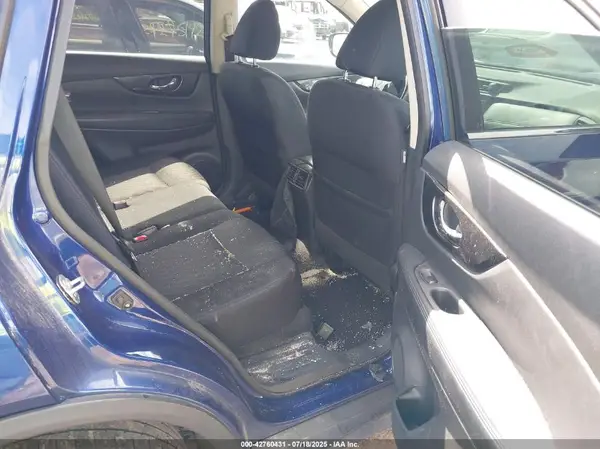 5N1AT2MV5HC880597 2017 NISSAN ROGUE - Image 8