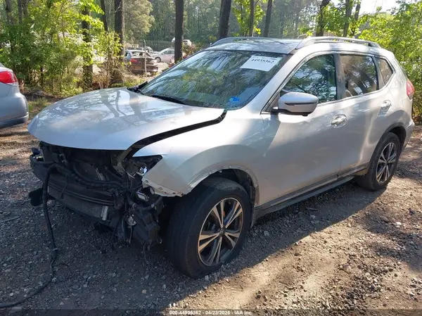 5N1AT2MV5HC882530 2017 NISSAN ROGUE - Image 2