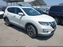 5N1AT2MV5HC882642 2017 NISSAN ROGUE