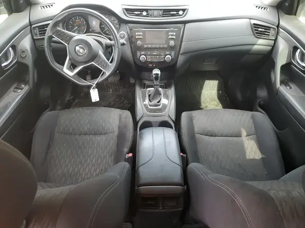 5N1AT2MV5HC886268 2017 NISSAN ROGUE - Image 8