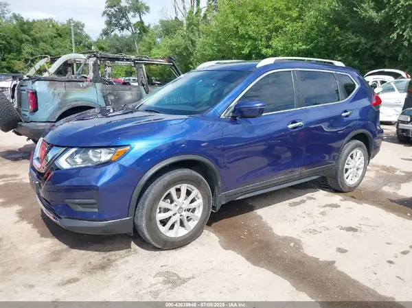 5N1AT2MV5HC887646 2017 NISSAN ROGUE - Image 2