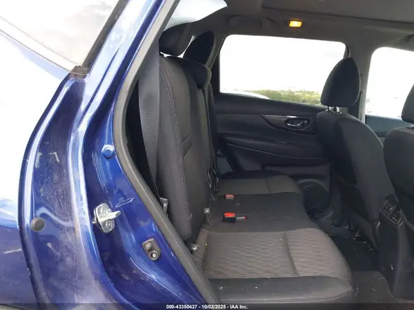 5N1AT2MV5HC893933 2017 NISSAN ROGUE - Image 8
