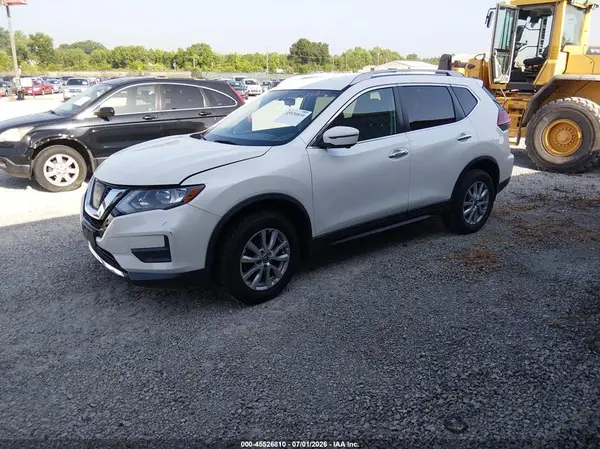5N1AT2MV5HC897383 2017 NISSAN ROGUE - Image 2