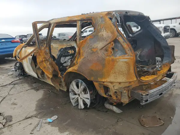 5N1AT2MV5JC710908 2018 NISSAN ROGUE - Image 2