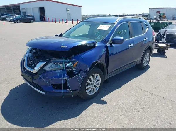 5N1AT2MV5JC712187 2018 NISSAN ROGUE - Image 2