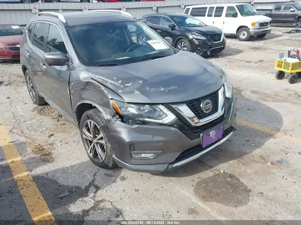 5N1AT2MV5JC728227 2018 NISSAN ROGUE - Image 1