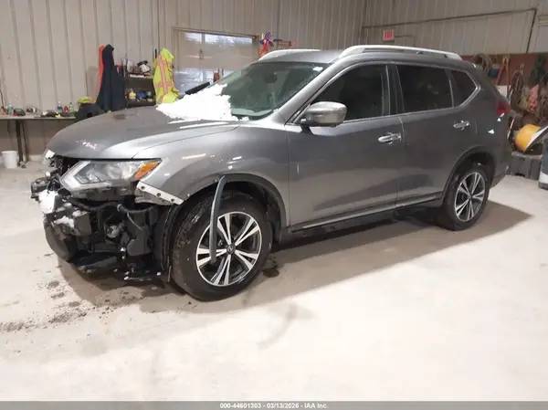 5N1AT2MV5JC728521 2018 NISSAN ROGUE - Image 2