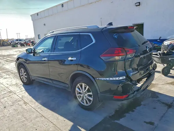 5N1AT2MV5JC732472 2018 NISSAN ROGUE - Image 2