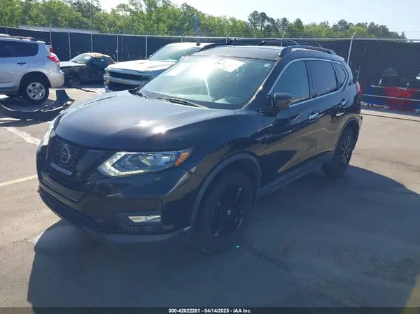 5N1AT2MV5JC752043 2018 NISSAN ROGUE - Image 2