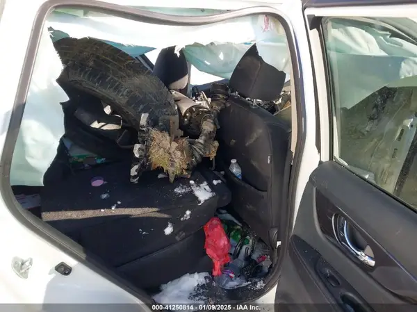 5N1AT2MV5JC754567 2018 NISSAN ROGUE - Image 8