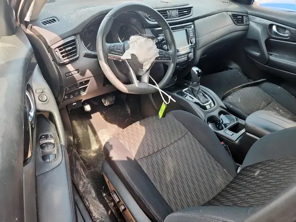 5N1AT2MV5JC764158 2018 NISSAN ROGUE - Image 8