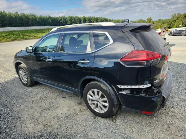 5N1AT2MV5JC768162 2018 NISSAN ROGUE - Image 2