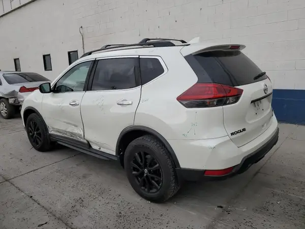 5N1AT2MV5JC776018 2018 NISSAN ROGUE - Image 2
