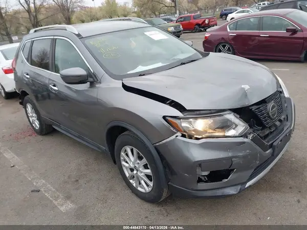 5N1AT2MV5JC776245 2018 NISSAN ROGUE - Image 1