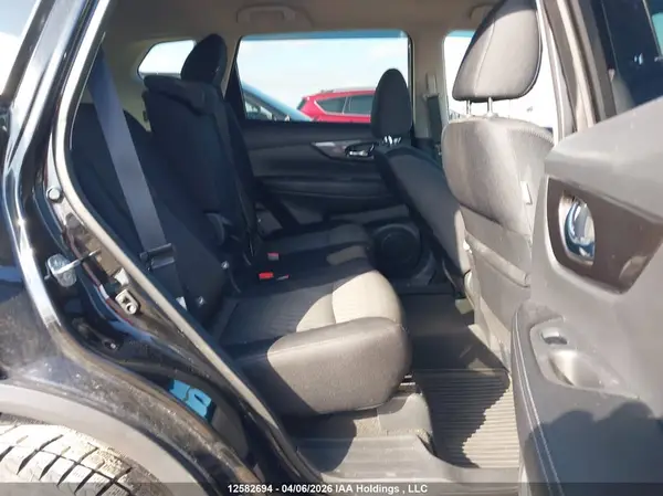 5N1AT2MV5JC776486 2018 NISSAN ROGUE - Image 8