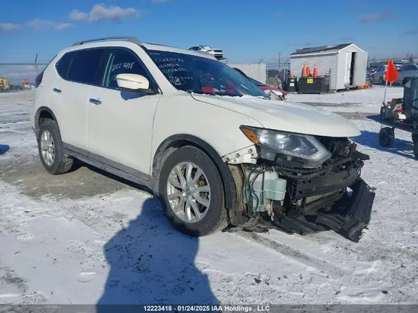 5N1AT2MV5JC778691 2018 NISSAN ROGUE - Image 1