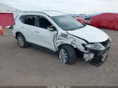 5N1AT2MV5JC780702 2018 NISSAN ROGUE