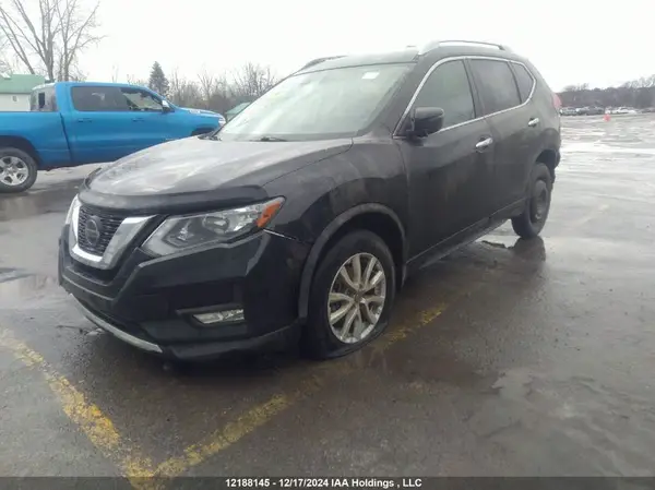5N1AT2MV5JC783941 2018 NISSAN ROGUE - Image 2
