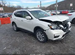 5N1AT2MV5JC791831 2018 NISSAN ROGUE