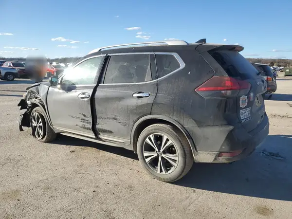 5N1AT2MV5JC795605 2018 NISSAN ROGUE - Image 2