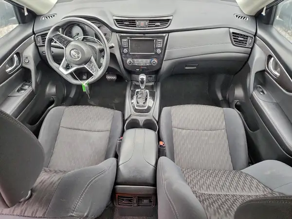 5N1AT2MV5JC804268 2018 NISSAN ROGUE - Image 8