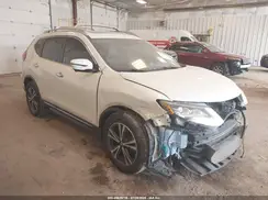 5N1AT2MV5JC805114 2018 NISSAN ROGUE
