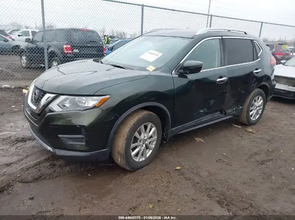 5N1AT2MV5JC805291 2018 NISSAN ROGUE - Image 2