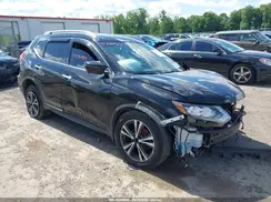 5N1AT2MV5JC808188 2018 NISSAN ROGUE