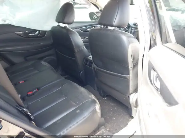 5N1AT2MV5JC808188 2018 NISSAN ROGUE - Image 8