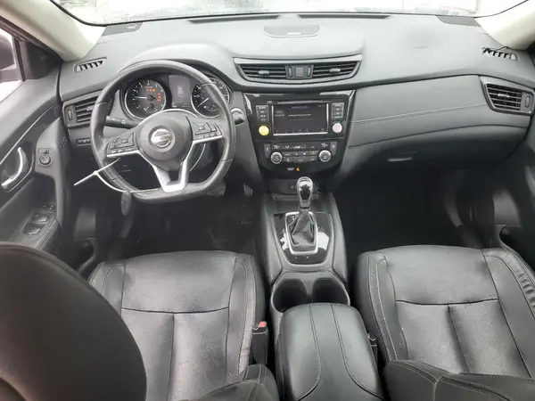 5N1AT2MV5JC808207 2018 NISSAN ROGUE - Image 8