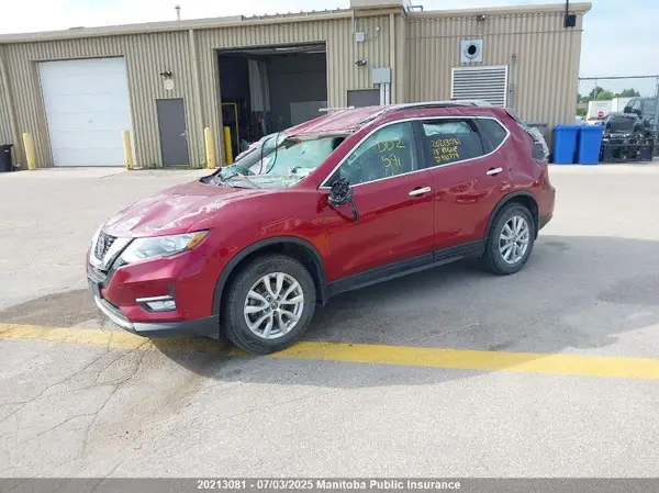 5N1AT2MV5JC810779 2018 NISSAN ROGUE - Image 2
