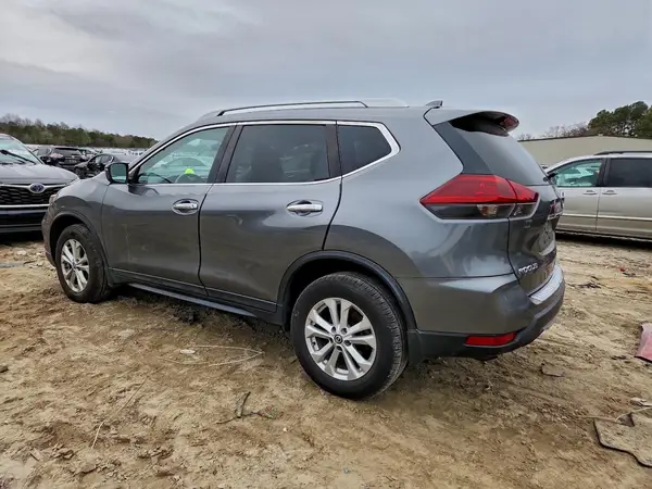 5N1AT2MV5JC818509 2018 NISSAN ROGUE - Image 2