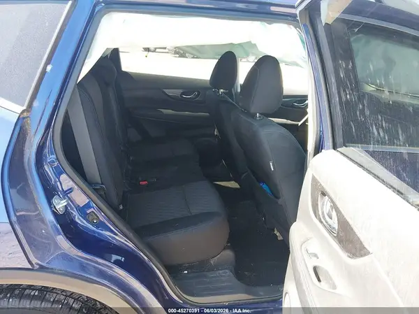 5N1AT2MV5JC830224 2018 NISSAN ROGUE - Image 8