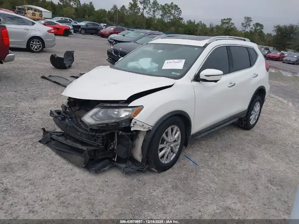 5N1AT2MV5JC834211 2018 NISSAN ROGUE - Image 2