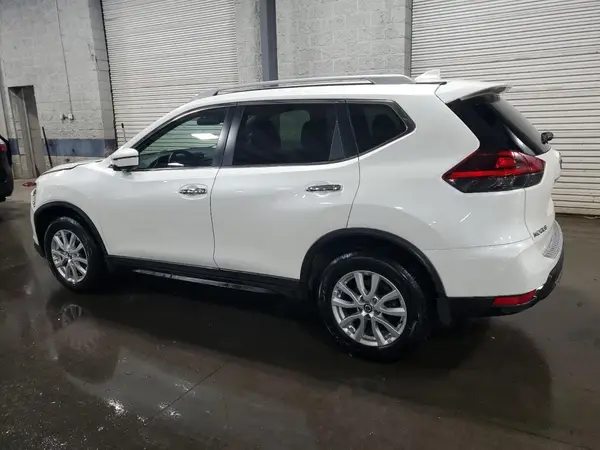 5N1AT2MV5JC835634 2018 NISSAN ROGUE - Image 2