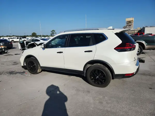 5N1AT2MV5JC837335 2018 NISSAN ROGUE - Image 2