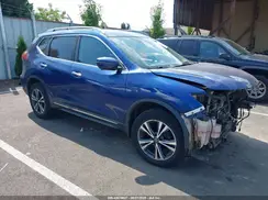5N1AT2MV5JC838906 2018 NISSAN ROGUE