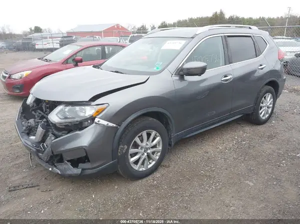5N1AT2MV5JC839053 2018 NISSAN ROGUE - Image 2