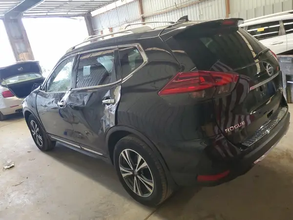 5N1AT2MV5JC844088 2018 NISSAN ROGUE - Image 2