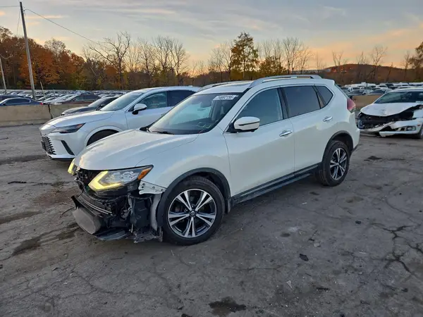 5N1AT2MV5JC849923 2018 NISSAN ROGUE - Image 1
