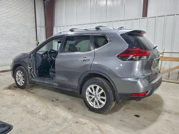 5N1AT2MV5JC850229 2018 NISSAN ROGUE - Image 2