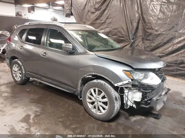 5N1AT2MV5KC703927 2019 NISSAN ROGUE - Image 1