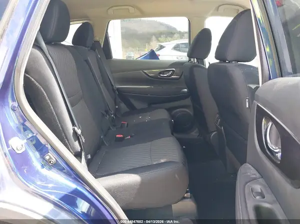 5N1AT2MV5KC717908 2019 NISSAN ROGUE - Image 8