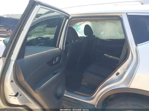 5N1AT2MV5KC735020 2019 NISSAN ROGUE - Image 8