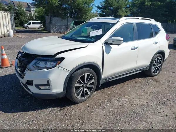 5N1AT2MV5KC744218 2019 NISSAN ROGUE - Image 2