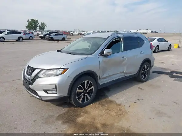 5N1AT2MV5KC753727 2019 NISSAN ROGUE - Image 2