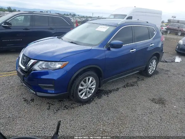 5N1AT2MV5KC758717 2019 NISSAN ROGUE - Image 2