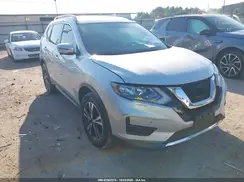 5N1AT2MV5KC762055 2019 NISSAN ROGUE